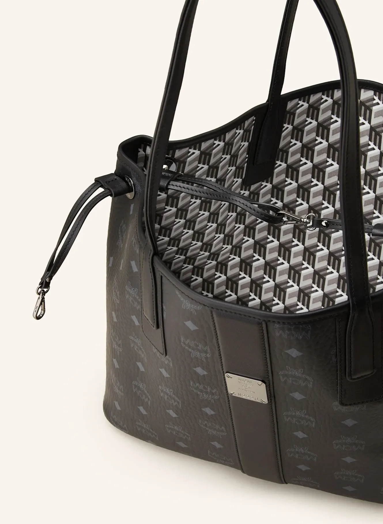 Shopper LIZ MEDIUM zum Wenden mit Pouch