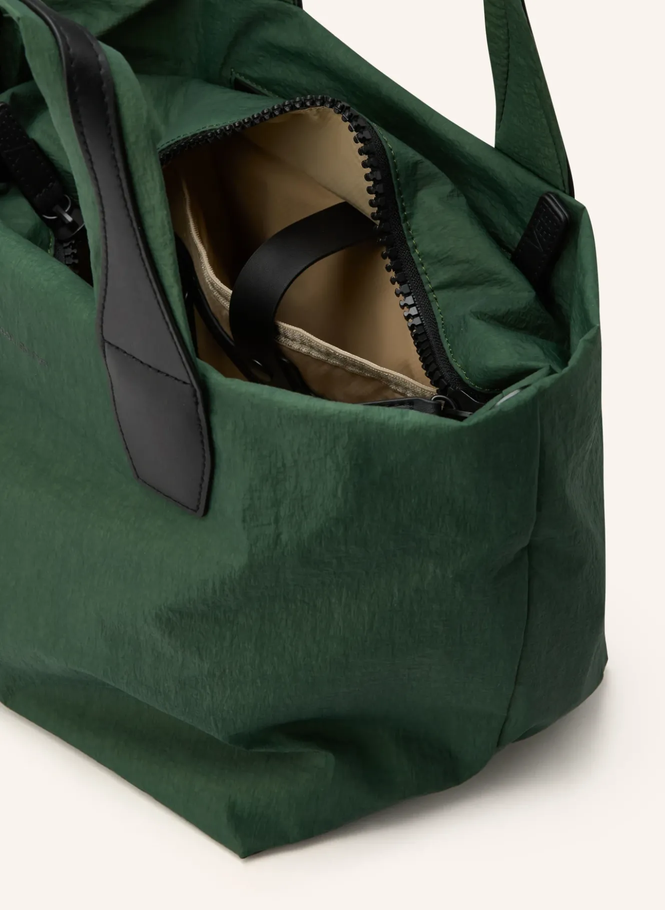 Shopper PORTER ESSENCE SMALL mit Pouch