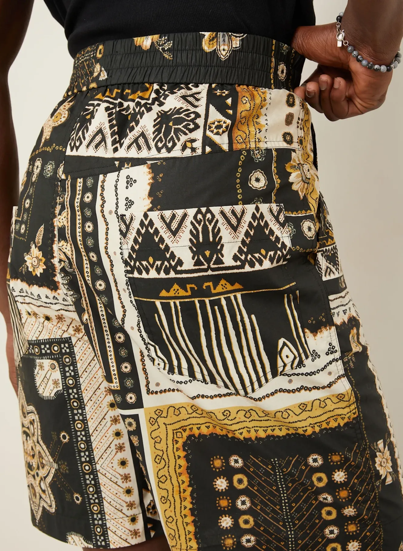 Shorts GREGORIAN