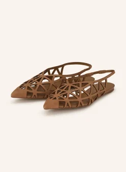 Slingballerinas