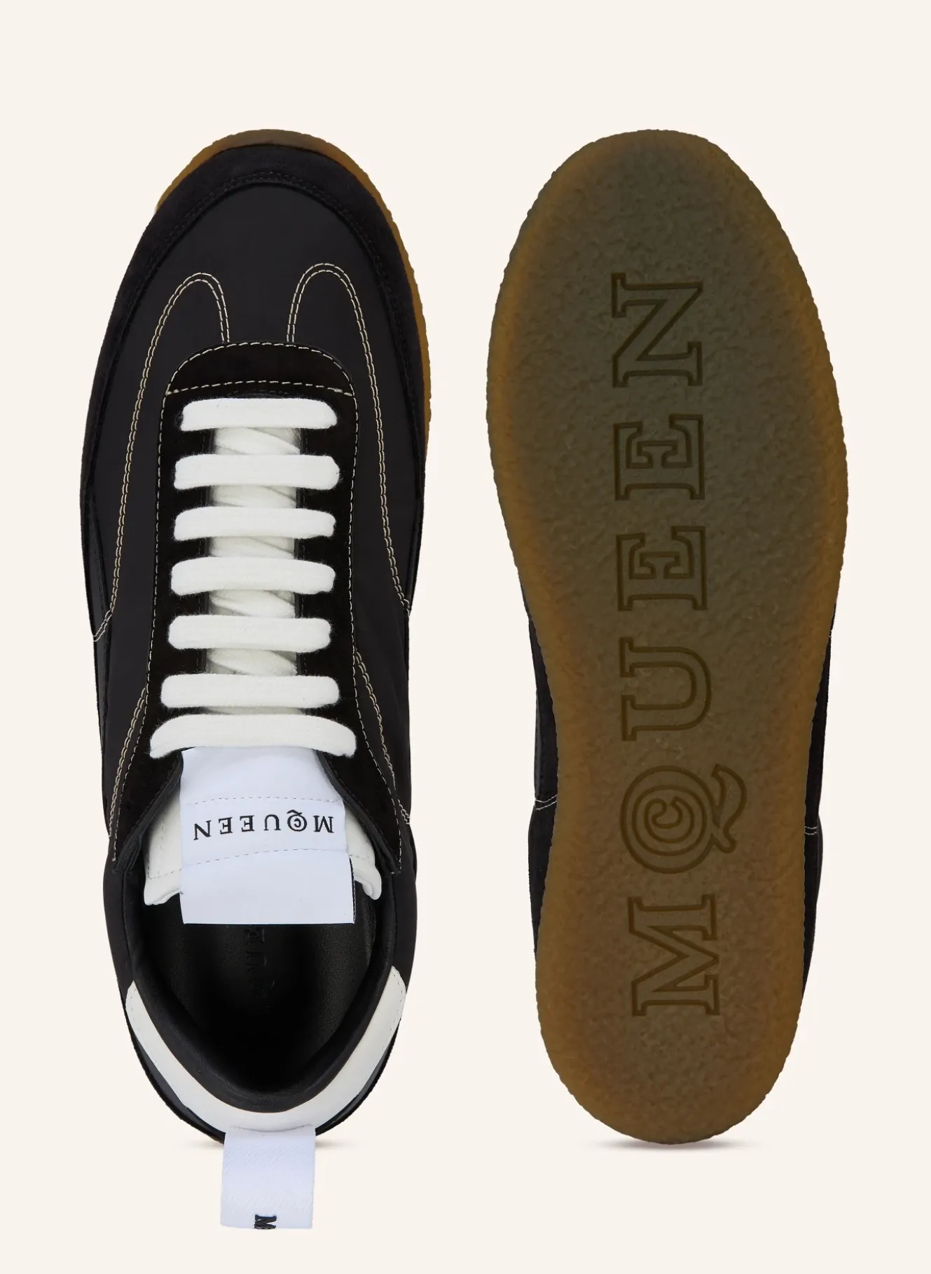 Sneaker