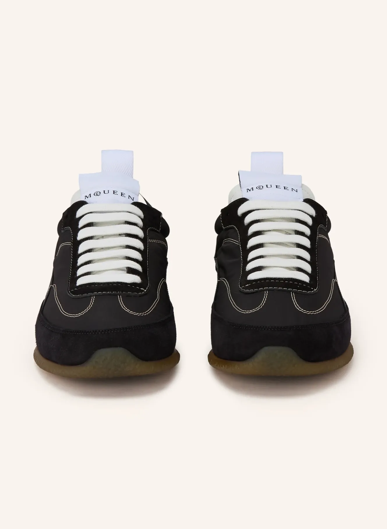Sneaker