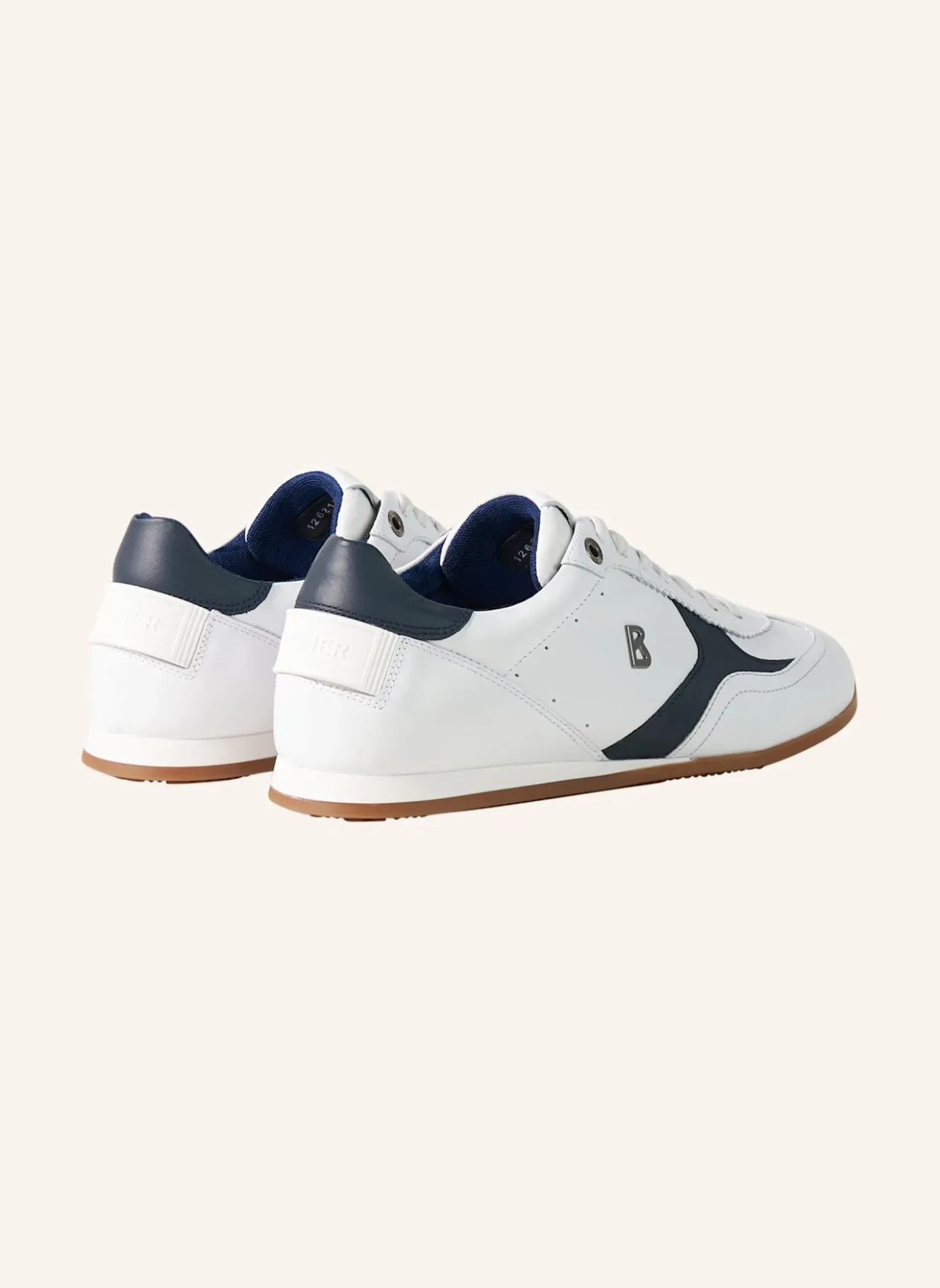 Sneaker