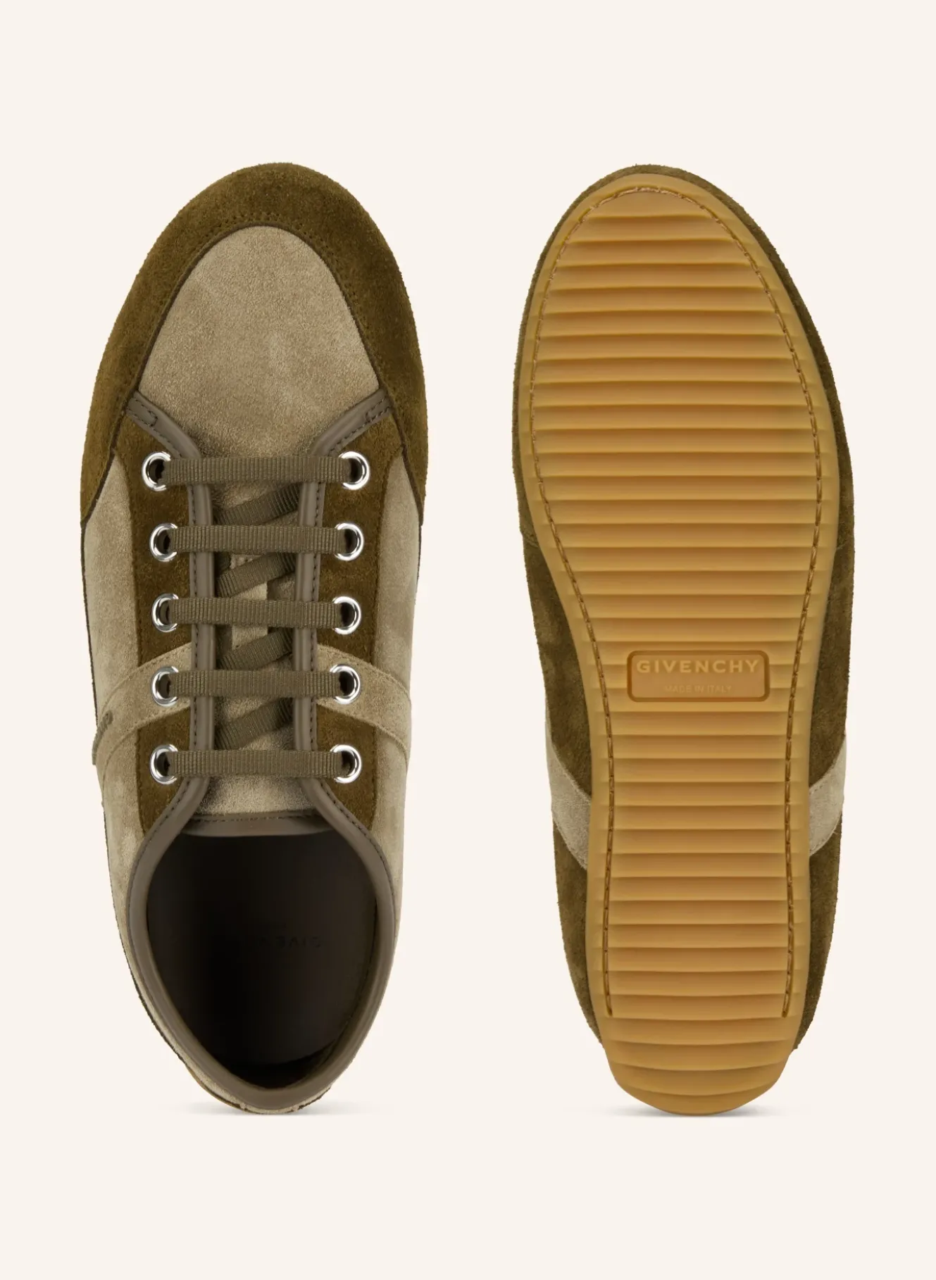 Sneaker