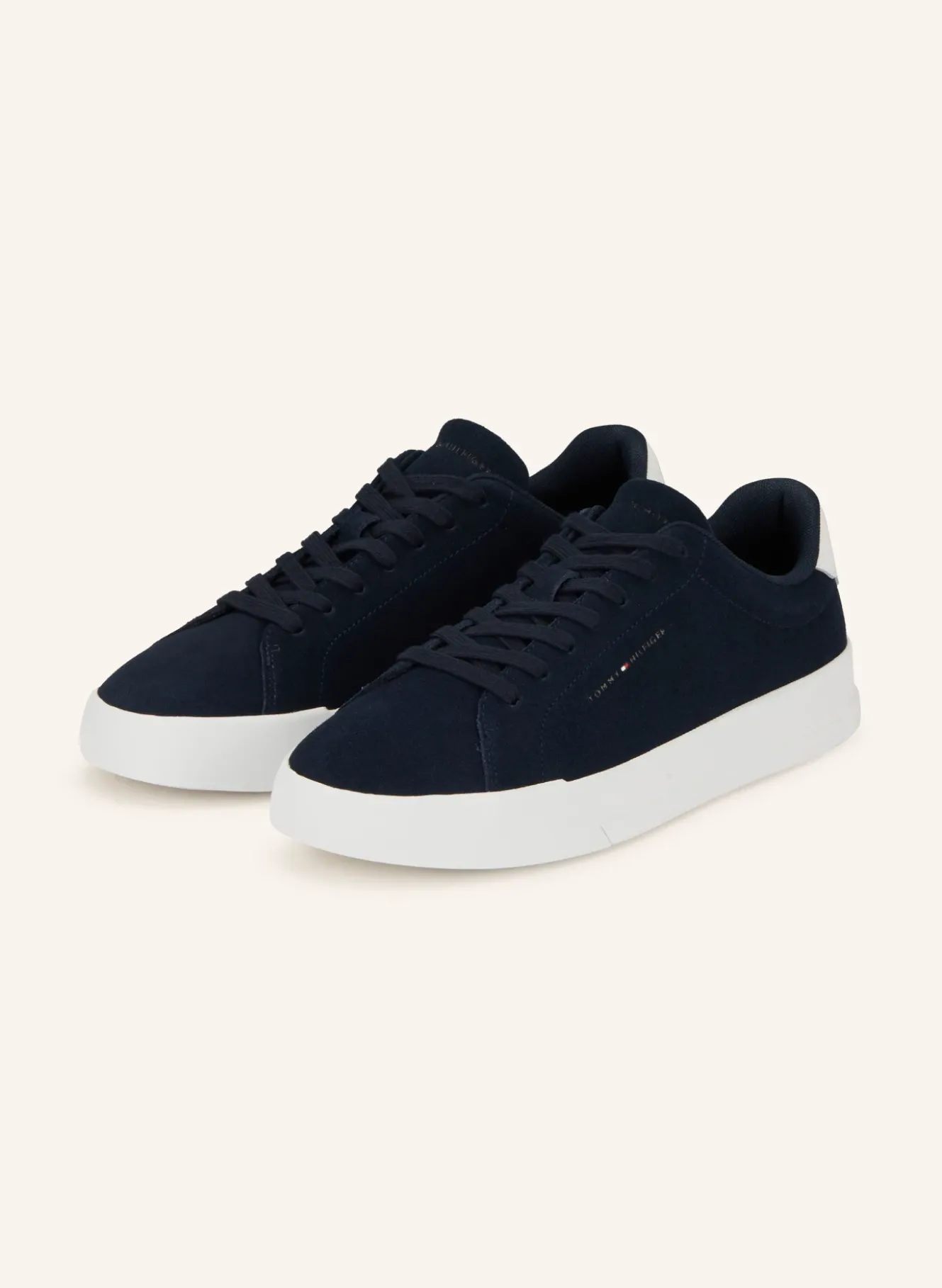 Sneaker