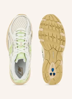 Sneaker 740