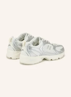 Sneaker 530