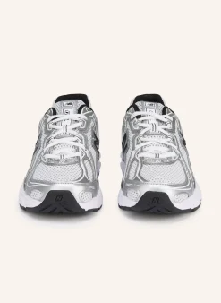 Sneaker 740