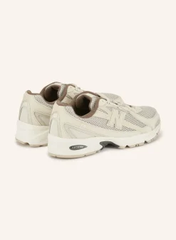 Sneaker 740