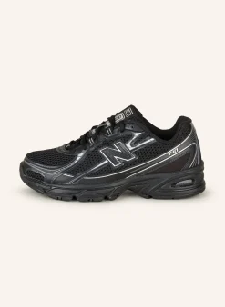 Sneaker 740