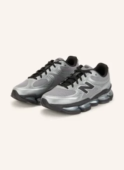 Sneaker 2000