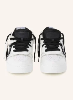 Sneaker 3.0 FLOATING ARROW