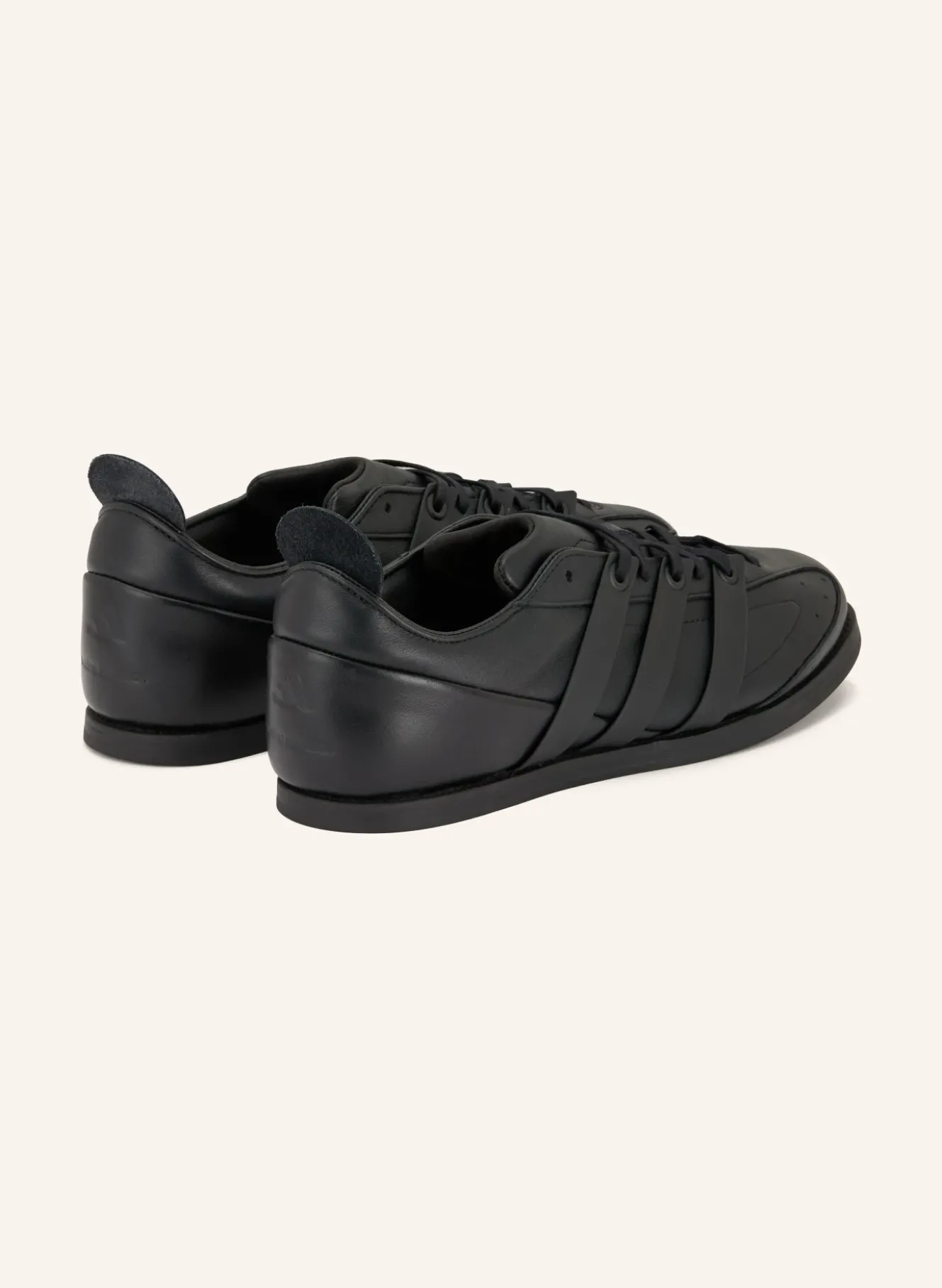 Sneaker ADIDAS X ENTIRE STUDIOS