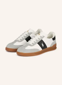 Sneaker AERA