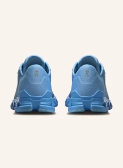 Sneaker CLOUD X 4 AD