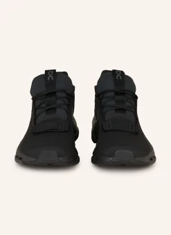 Sneaker CLOUDNOVA 2