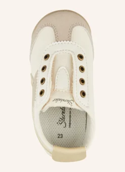 Sneaker Farbmix
