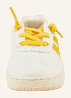 Sneaker Streifen