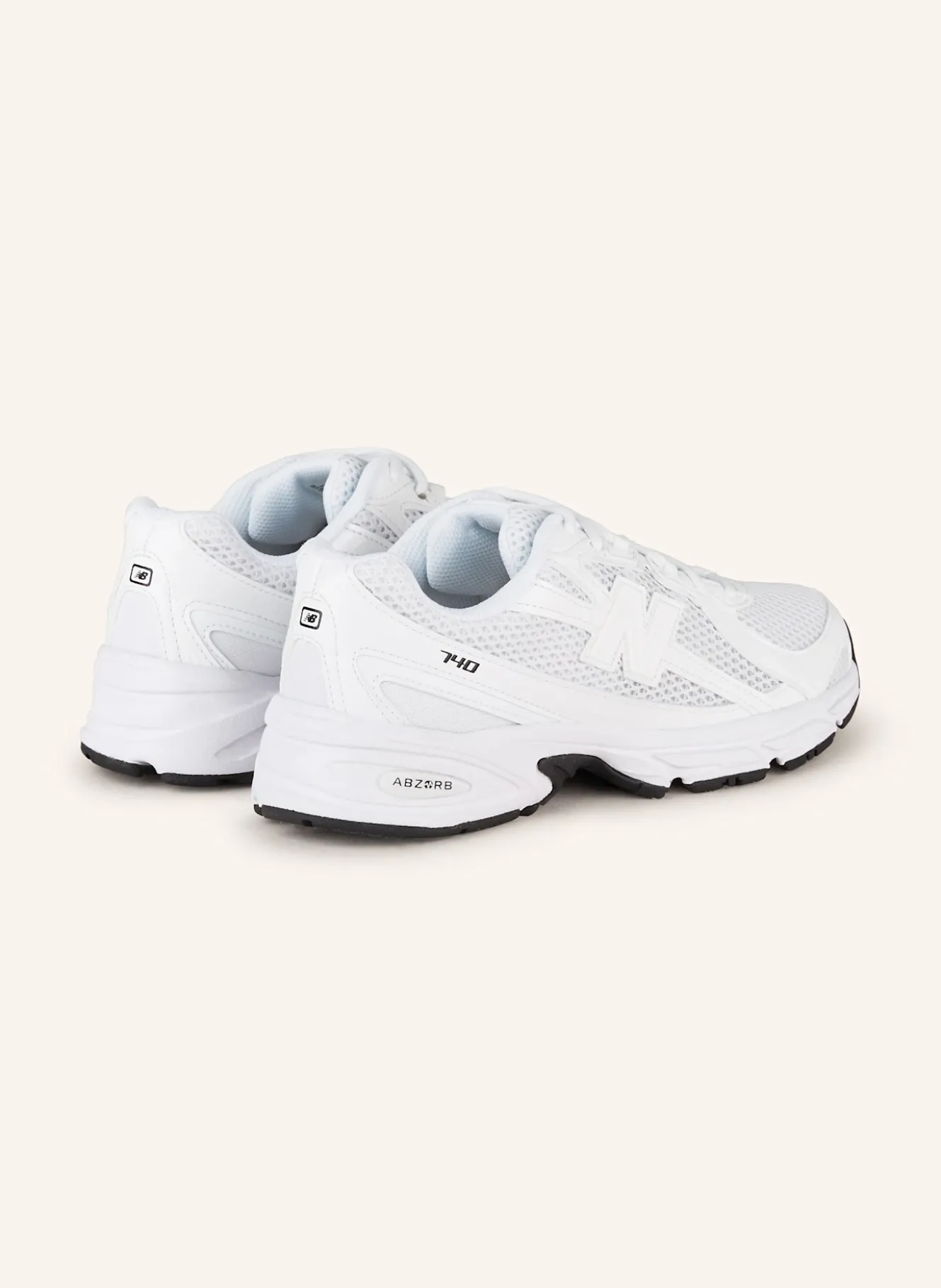 Sneaker U740