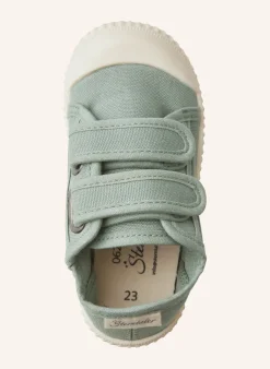 Sneaker uni