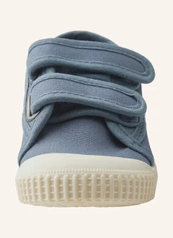 Sneaker uni
