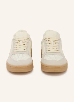 Sneaker V-82