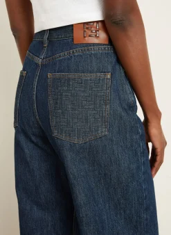 Straight Jeans