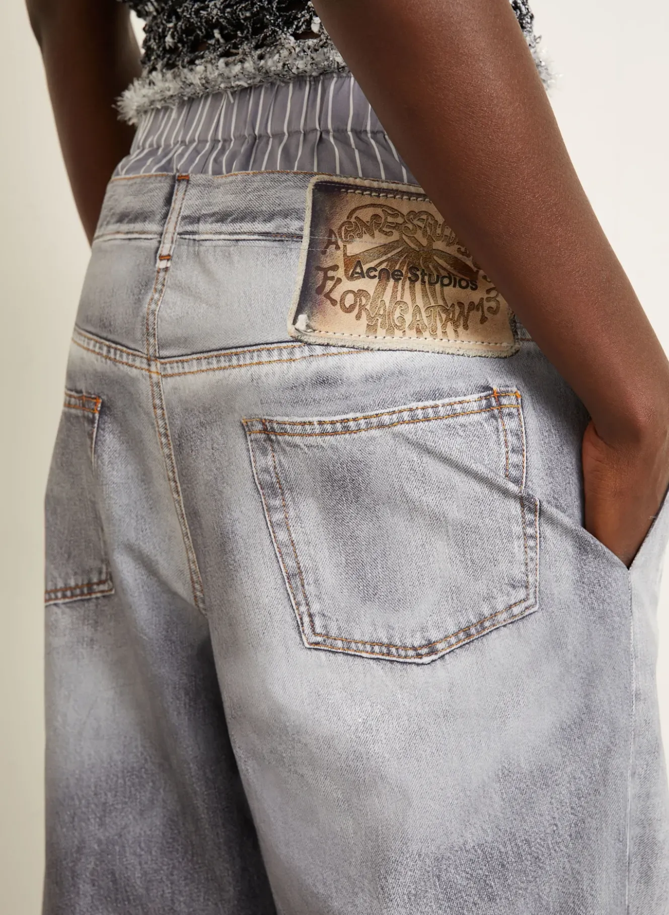 Straight Jeans