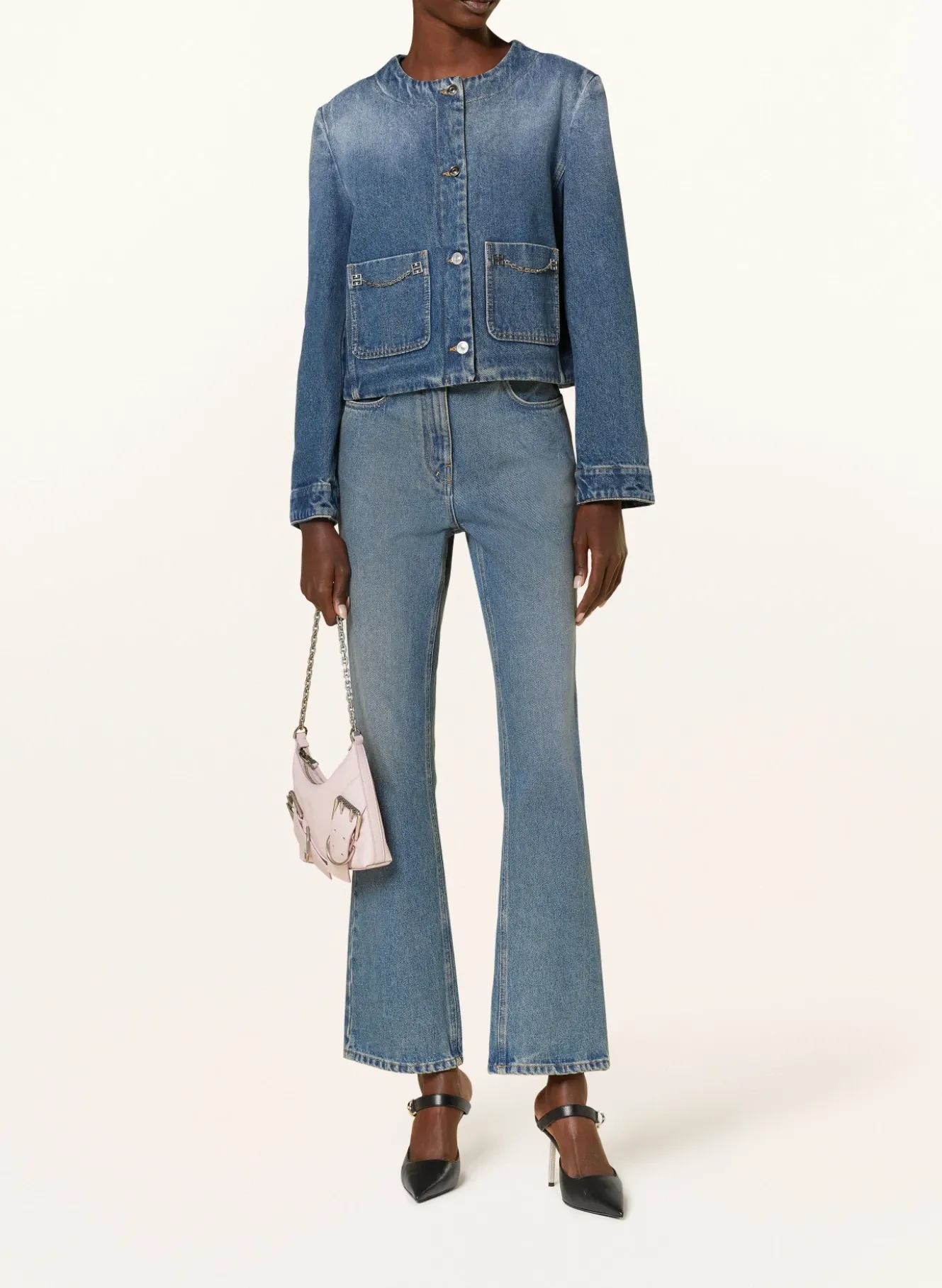 Straight Jeans