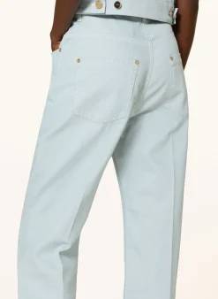 Straight Jeans