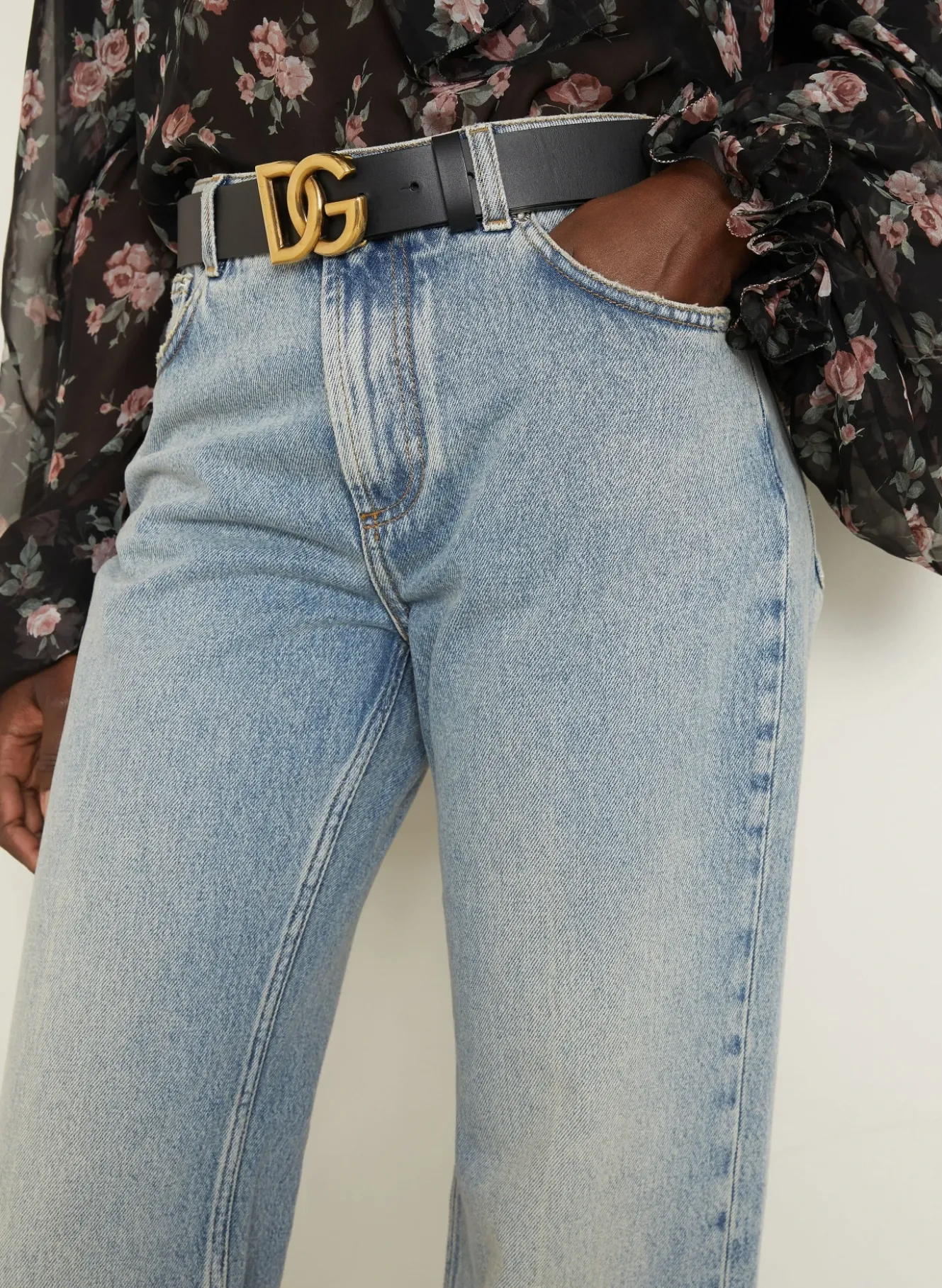 Straight Jeans