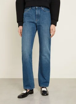 Straight Jeans