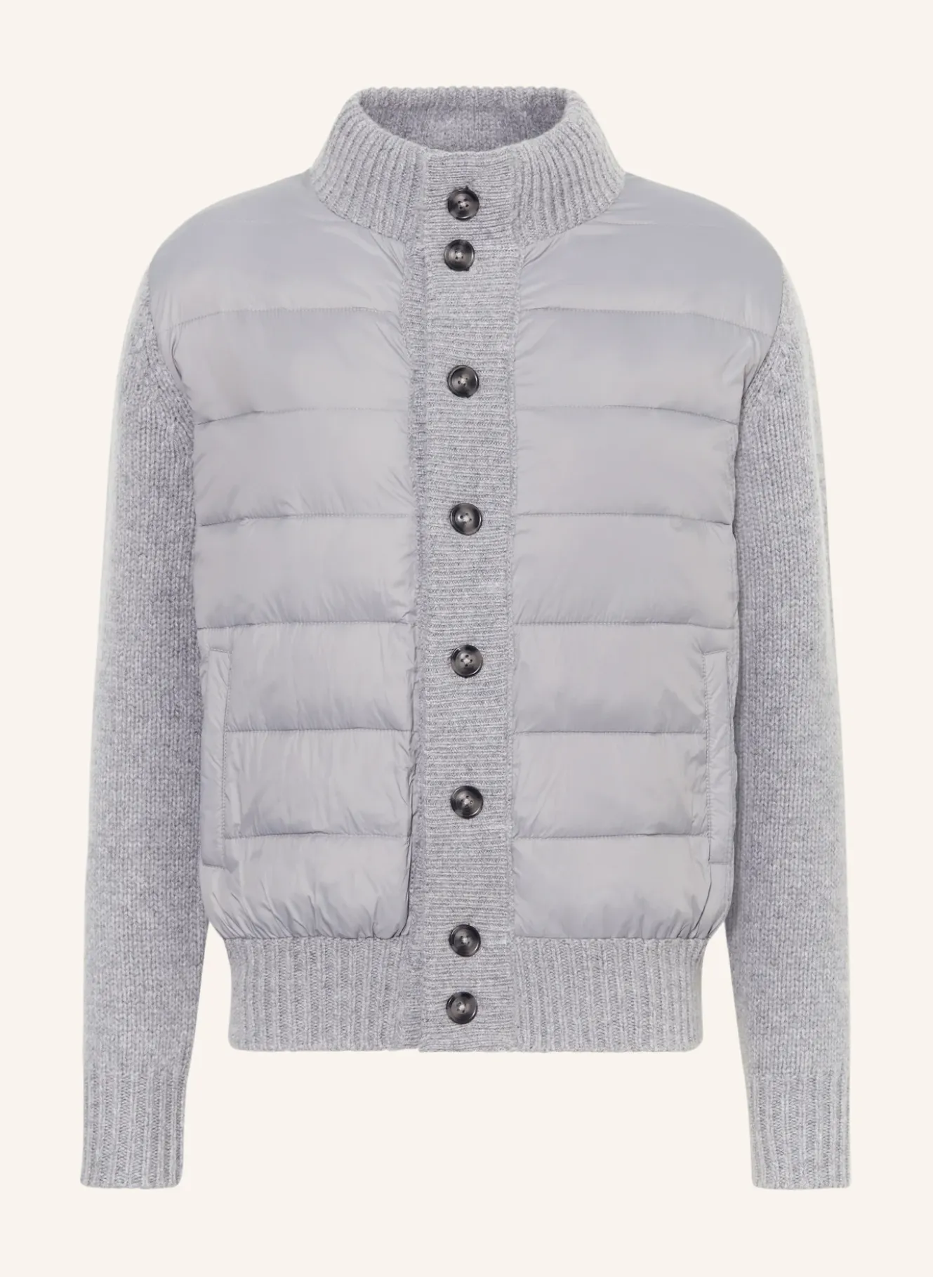 Strickjacke im Materialmix