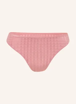 String AVERO