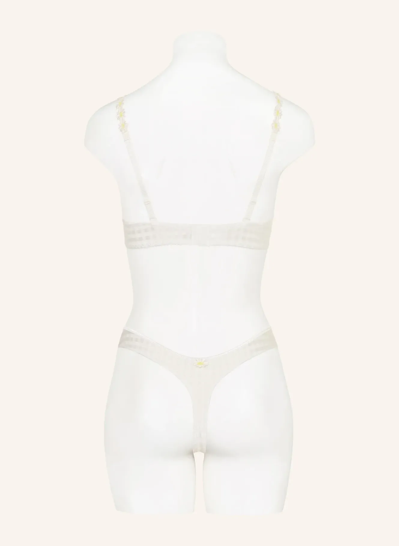 String AVERO