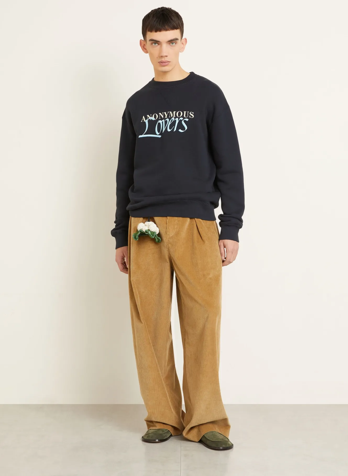 Sweatshirt