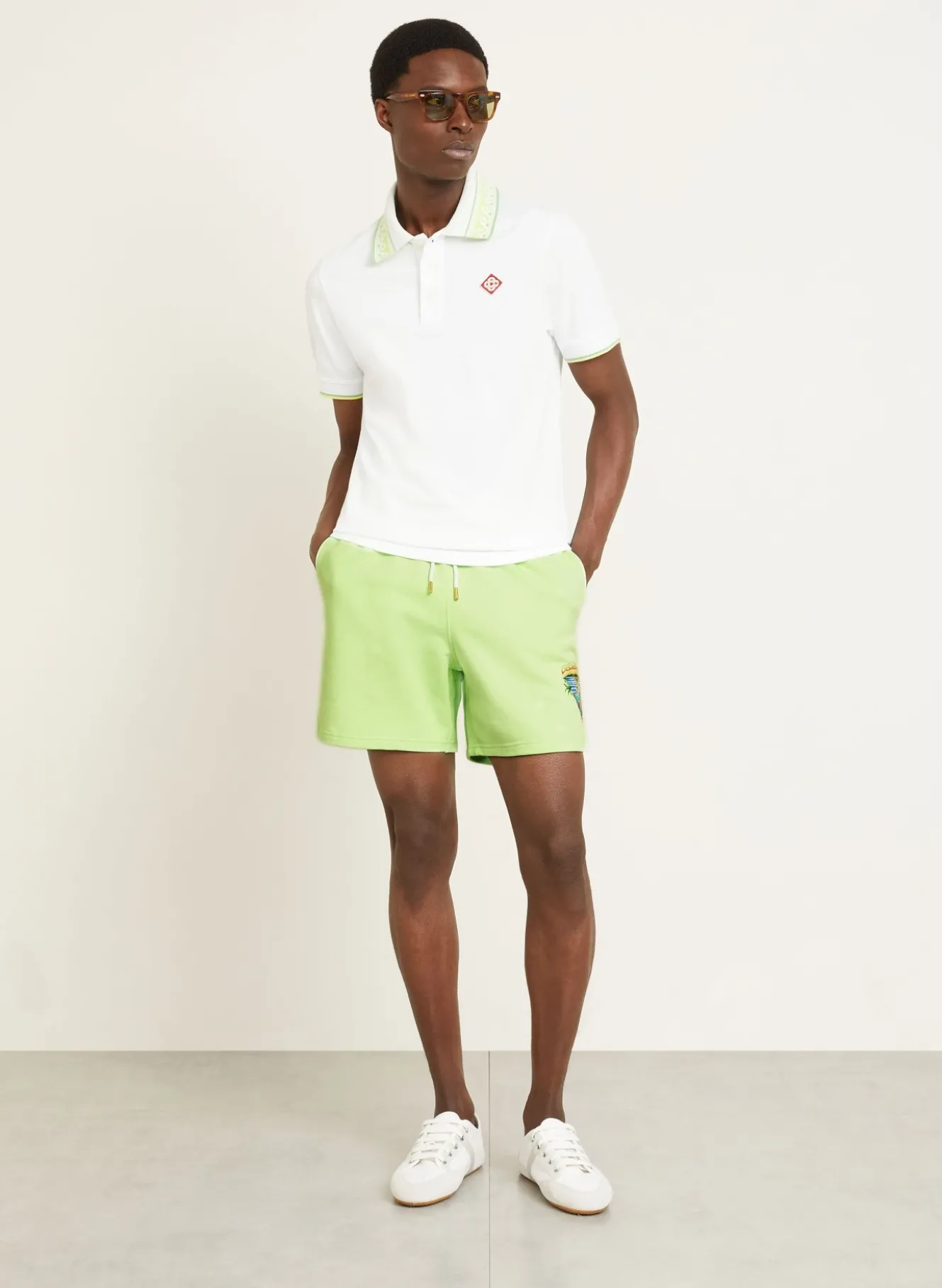 Sweatshorts INNOCENCE TRIANGLE