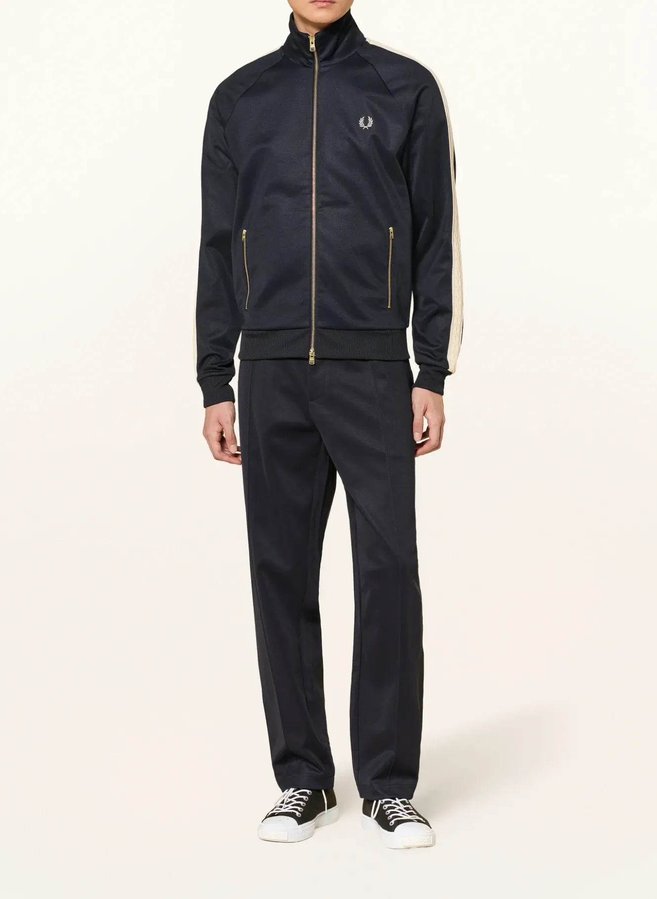 Trainingsjacke mit Galonstreifen