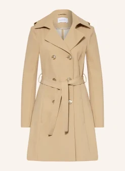 Trenchcoat