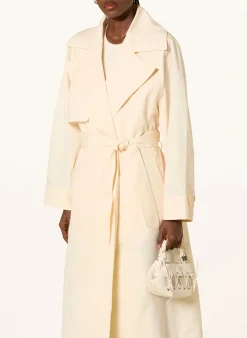 Trenchcoat