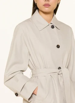 Trenchcoat