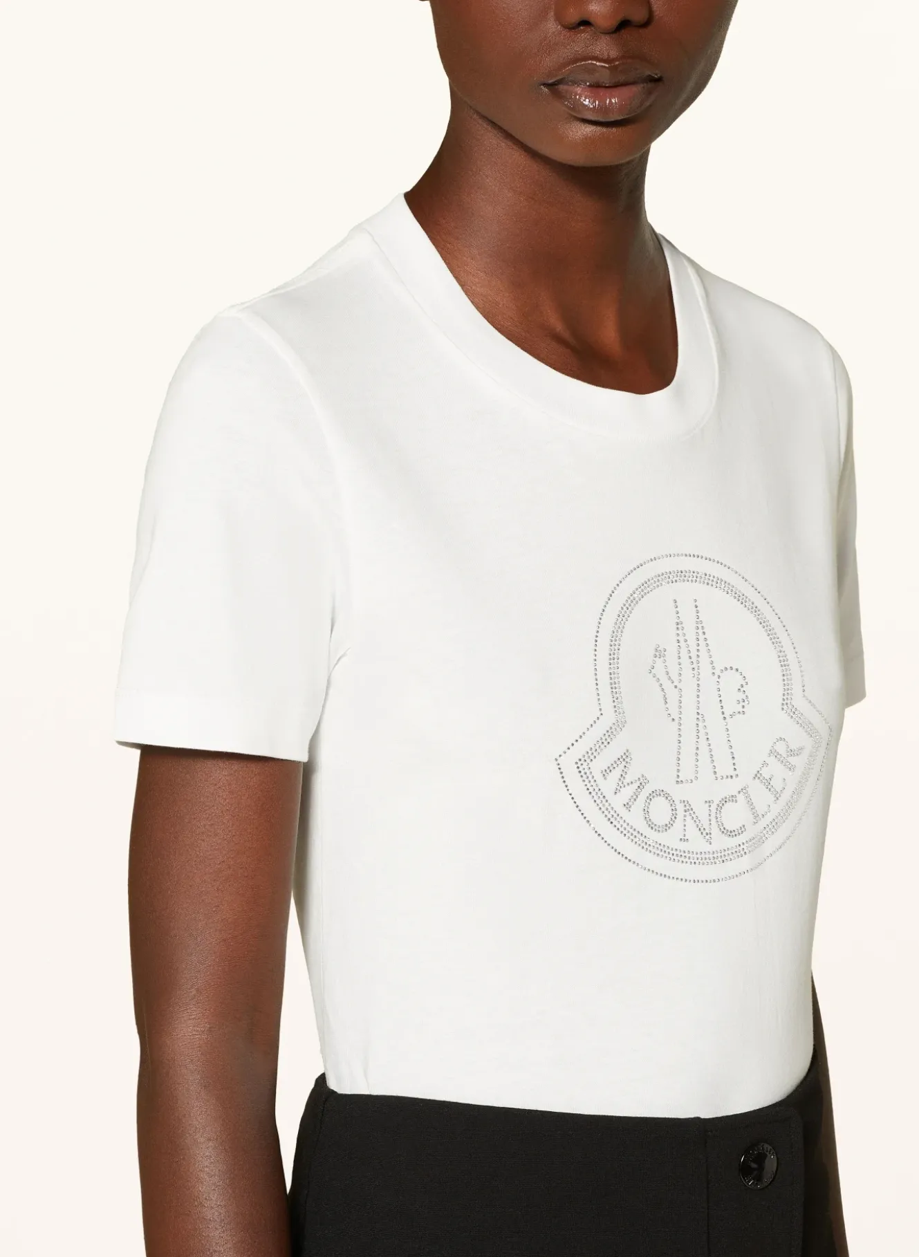 T-Shirt mit Schmucksteinen