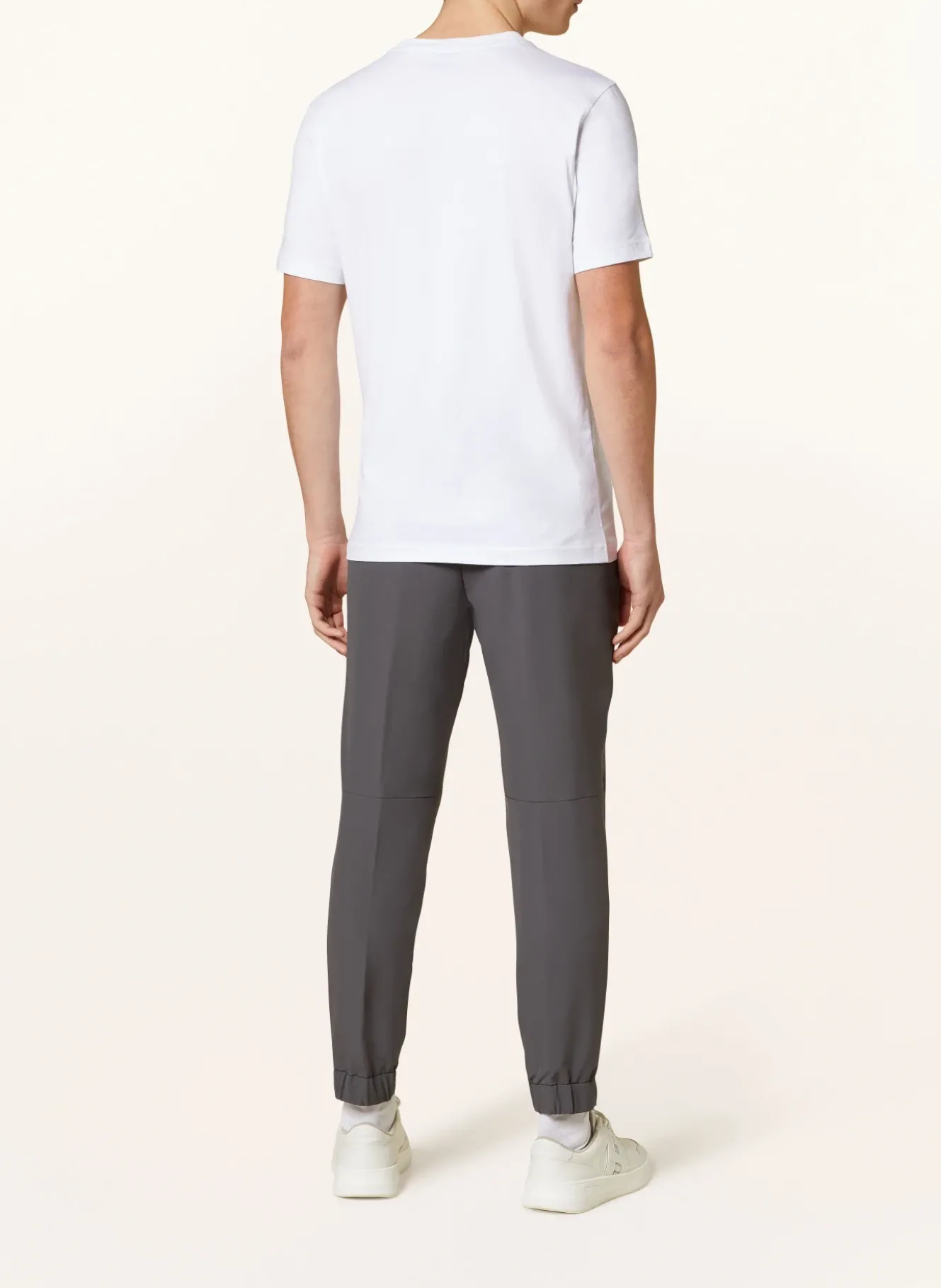 T-Shirt TEE