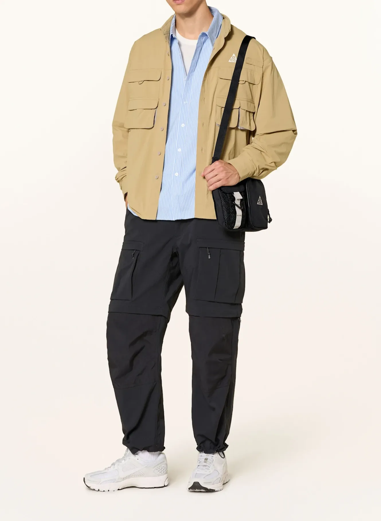 Umhängetasche ACG DAYMAX