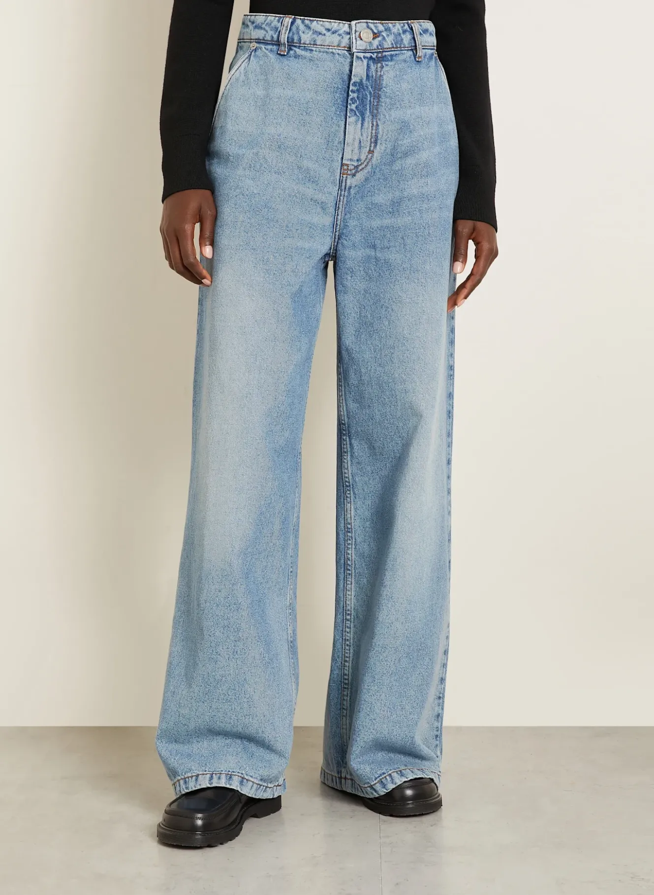 Wide Leg Jeans